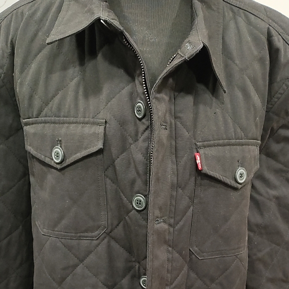 Levi's Black Quilted Shirt Jacket - Picture 2 of 8